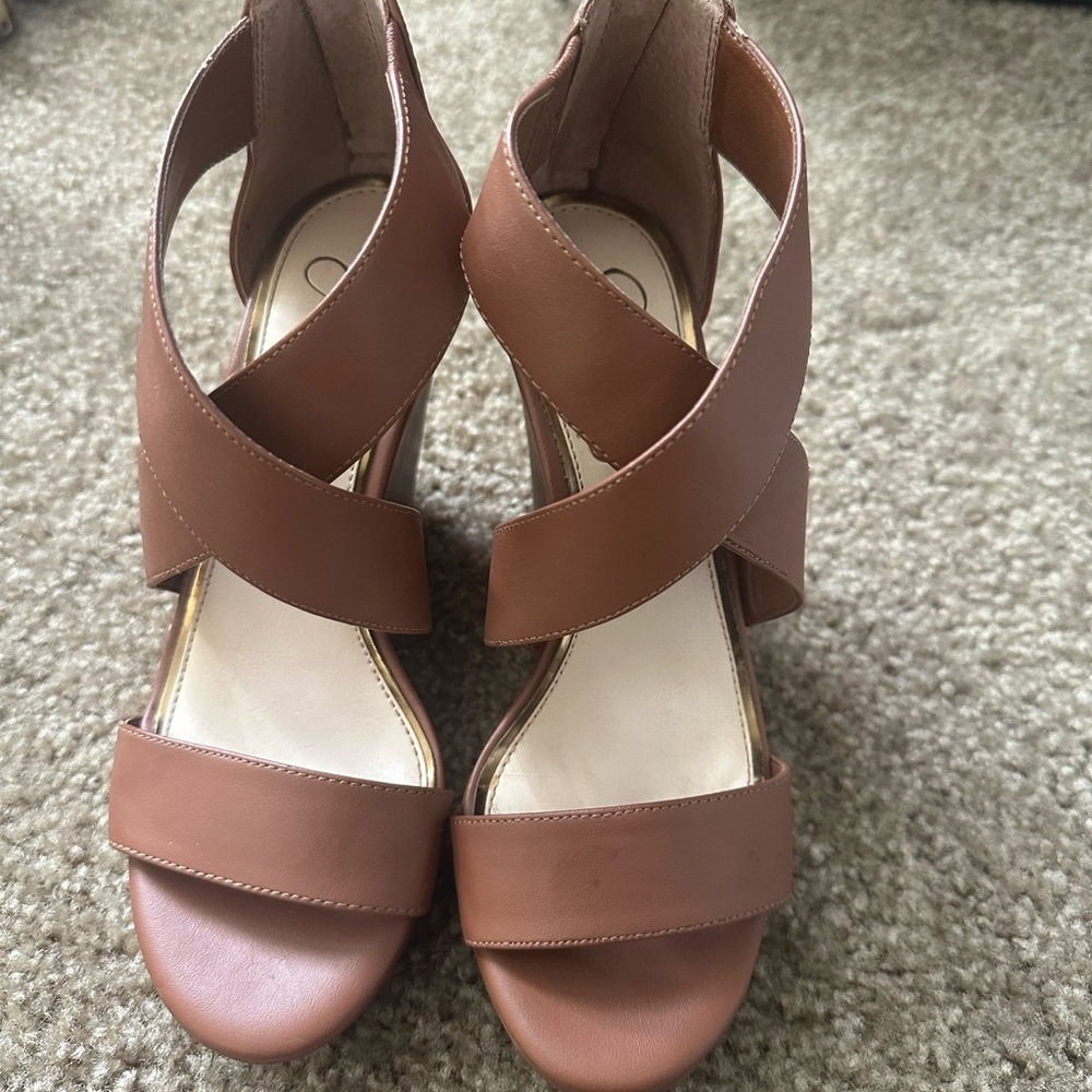 Jessica Simpson Tan Wedge Sandals